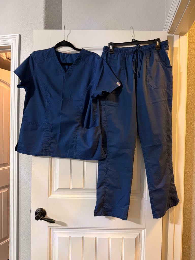 Certainty Scrub Set